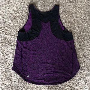 EUC Lululemon size 10 Sculpt Tank purple/black